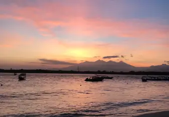 Sunrise on Gili T