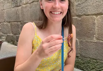 Eating pulpa (octopus) for the first time