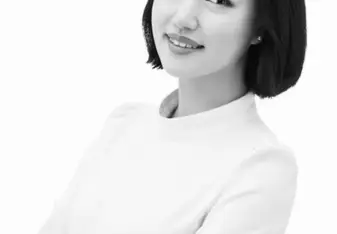 Claire Jung