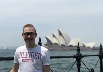 Visiting Sydney with friends 