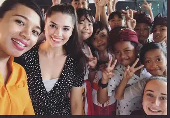 lovely Miss Surya and her class 