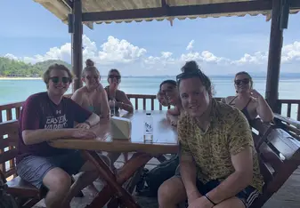 Fun weekend trips with new friends from around the world 🗺 