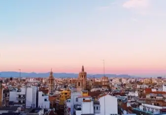 Pink and blue sunset over Valencia's skyline