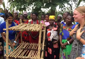 Building sanitation racks from local materials 