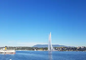 A view of the Jet d'Eau on Lac Lemon in Geneva!