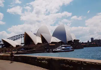 The OPERA HOUSE!