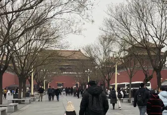Entering Tiananmen Square 