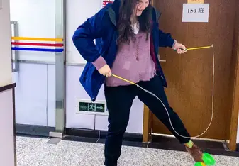 Practicing Chinese yoyo 