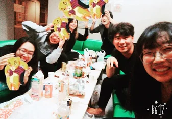 Learning new Japanese words through memories and laughter, "Simba-toro"... I was trying to say lets take a picture. (Sashin o toru)