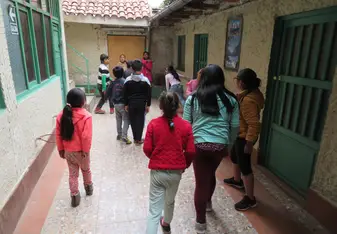 The children playing a game