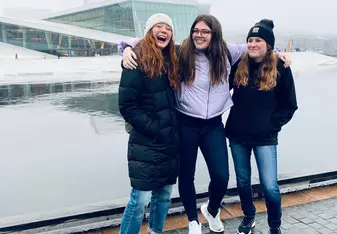 Friends on a school trip to Oslo, lead by ACN staff