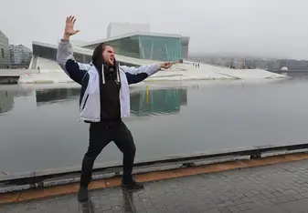 Damaging the Oslo Opera House