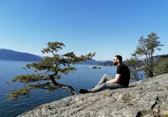 Chilling on a cliff top 