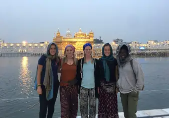 Volunteering at the Golden Temple