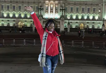 Visiting Buckingham Palace 
