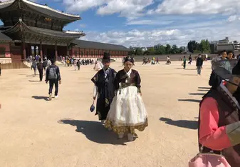 two people in traditional Korean dress