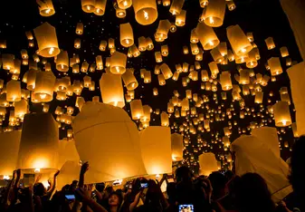 Yi Peng Thai Lantern Festival