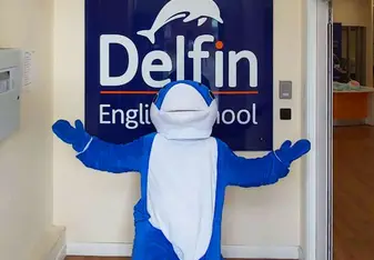 Delfin English School