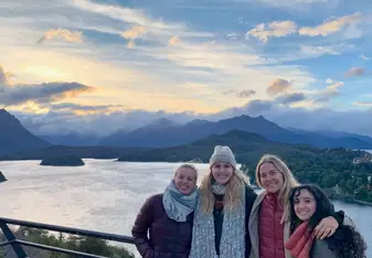 Madison Purnell in a group with Puentes Abroad