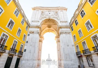 Intern Abroad in Lisbon, Portugal with Sage Corps!	