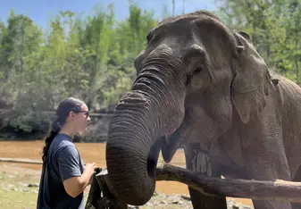 Sloane Barlow with elephant