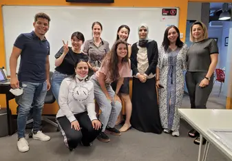 English Students in Dubai