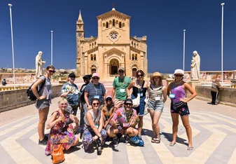 Angloville: Discover the World 