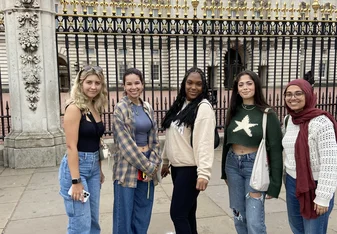 Study + Travel Programs Offered in England amongst other international cities!