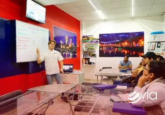 TEFL training student doing teaching practices