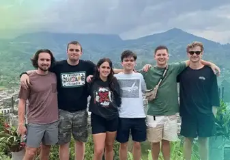 Interns from The Intern Group in Medellin, Colombia for their internship abroad.