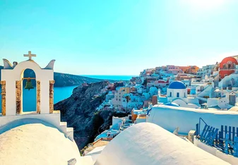 Image of one of the many beautiful and breathtaking landscapes found on our Western Civilization program