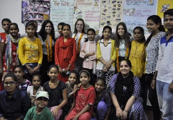 Volunteers from Portugal worked at a childcare and education NGO in Delhi, India where they prepared multiple different interactive sessions for the students to learn about different cultures from around the world, improve their communication skills and so much more