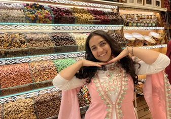 AFS student visiting the local market while studying abroad in Turkey