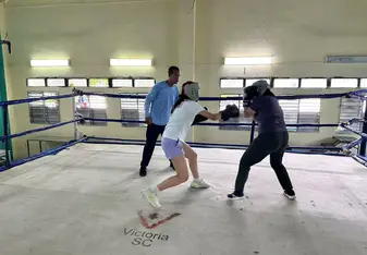 Girls sparring