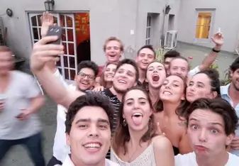 Una fiesta hasta el almanecer 