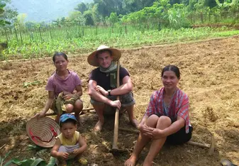 Volunteer in Vietnam organic farming