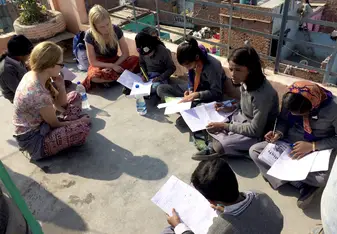 Teaching geometry on the school rooftop 