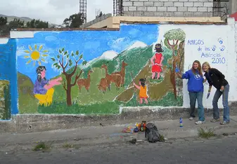 mural with the local children and other volunteers