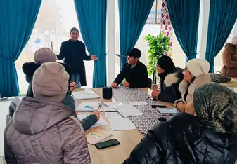 Teaching a group of students