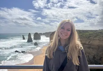 Adventuring around the Apostles, near Melbourne!