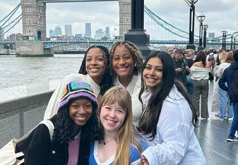 AIFS Abroad study abroad students in London, England 