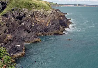 GlobaLinks Ireland cliffs