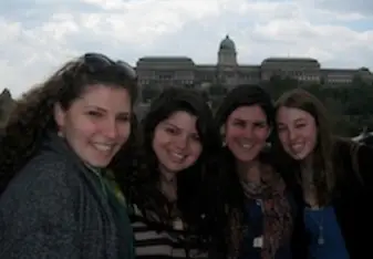 CET Prague students with Rebecca Kahn-Witman