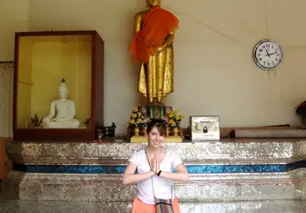 Jessica, a GoEco volunteer, in Thailand
