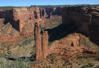 natural monuments in Canyon de Chelly