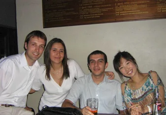 Patrick experiencing Aussie pub culture with Australian Internships!