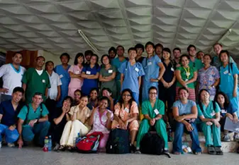 Medical students from University of Toronto in Granada, Nicaragua with VIDA