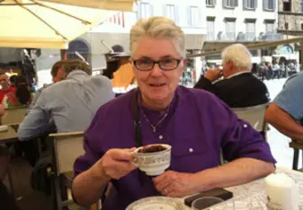 woman drinking coffee