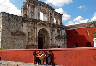 IPSL's Service-Learning Program in Guatemala: One Health