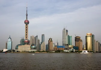 Enjoy views of the Shanghai skyline while studying abroad with IES Abroad!